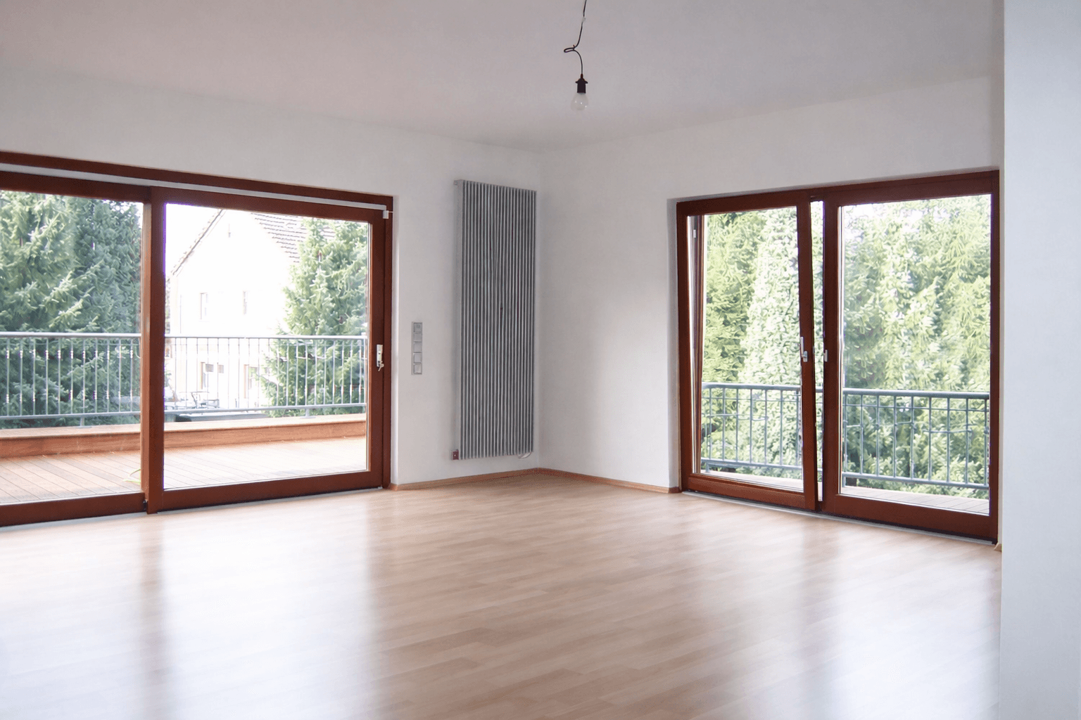 Prodej domu 273 m², pozemek 1.278 m², Oberhausen, Severní Porýní-Vestfálsko Prodej domu 273 m², pozemek 1.278 m², Oberhausen, Severní Porýní-Vestfálsko