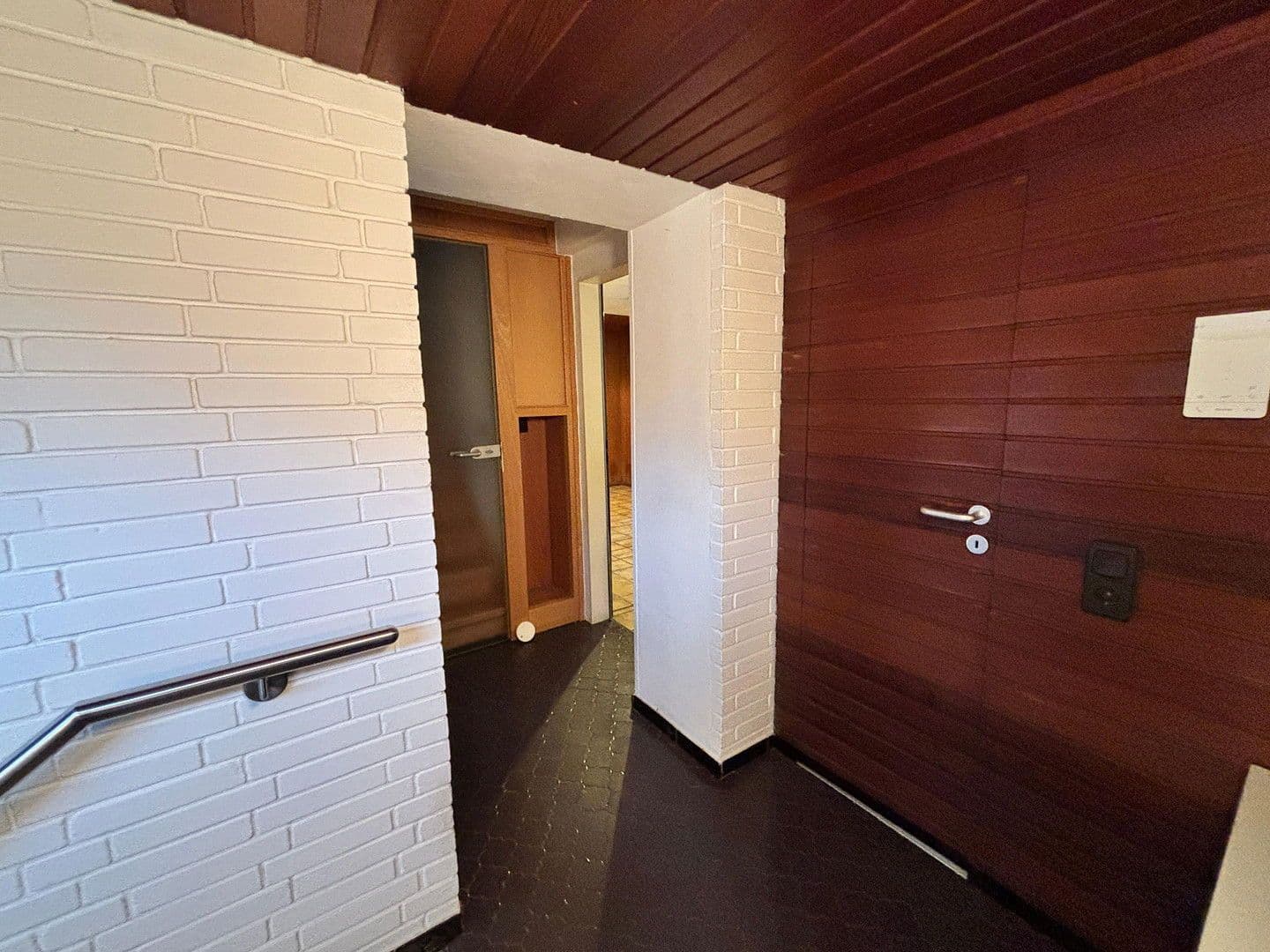 Prodej domu 273 m², pozemek 1.278 m², Oberhausen, Severní Porýní-Vestfálsko Prodej domu 273 m², pozemek 1.278 m², Oberhausen, Severní Porýní-Vestfálsko