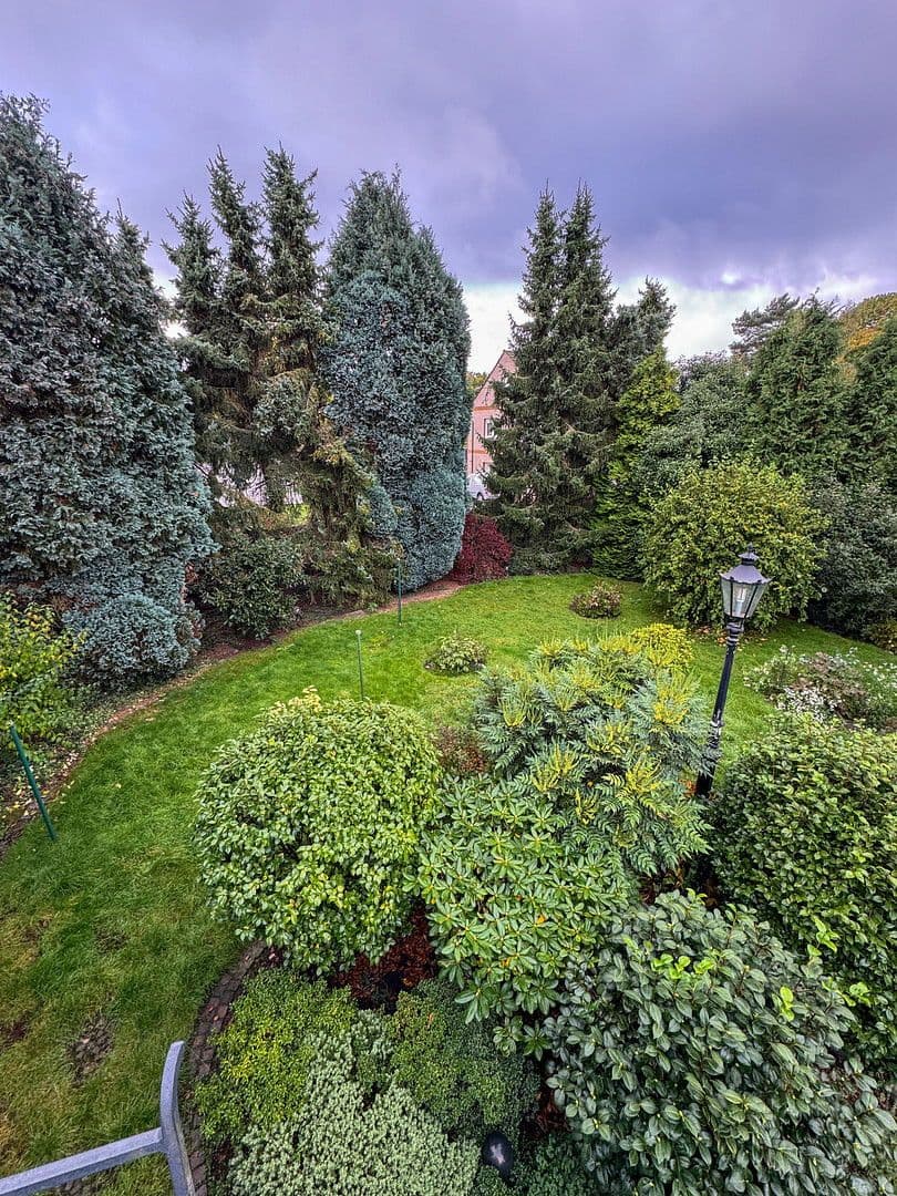 Prodej domu 273 m², pozemek 1.278 m², Oberhausen, Severní Porýní-Vestfálsko Prodej domu 273 m², pozemek 1.278 m², Oberhausen, Severní Porýní-Vestfálsko