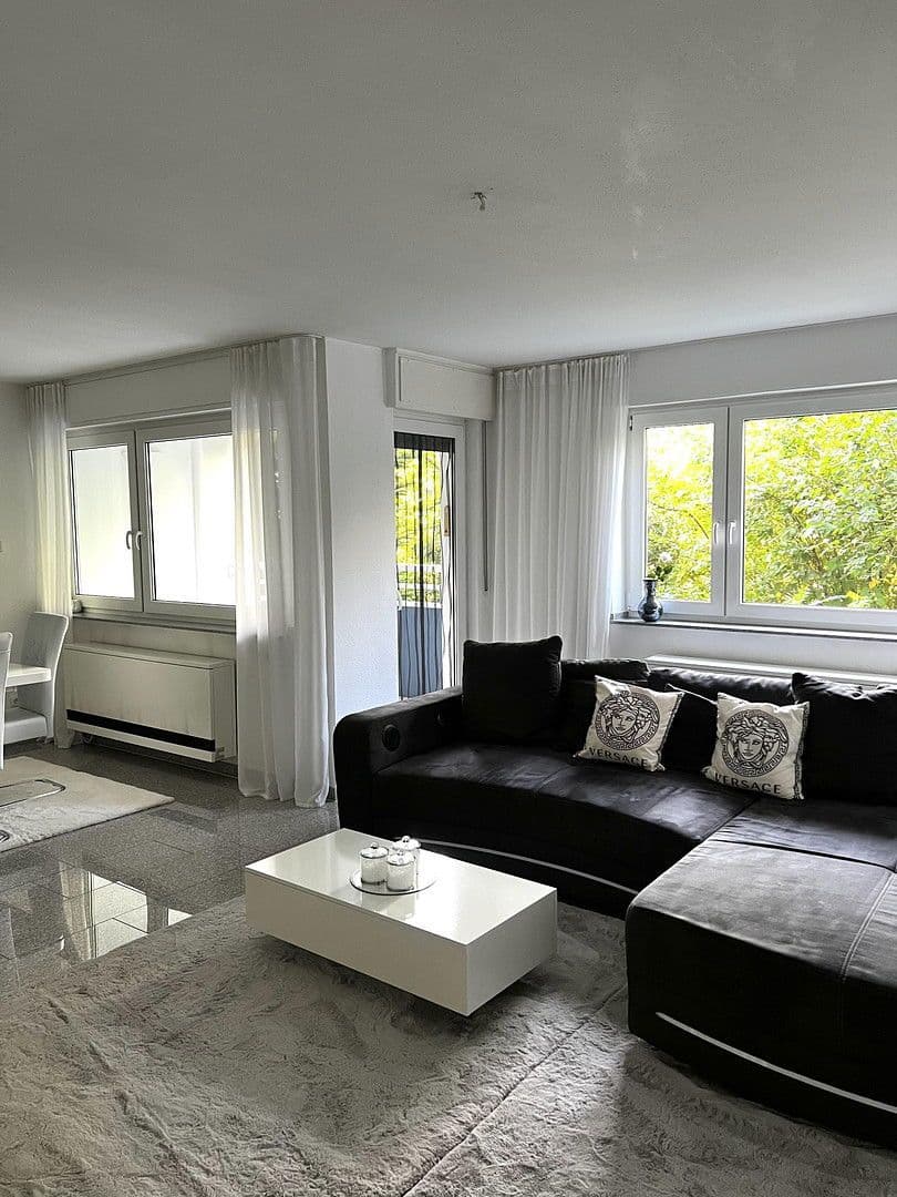 Prodej bytu 4+1 111 m², Moselstrasse , 9, Essen, Severní Porýní-Vestfálsko Prodej bytu 4+1 111 m², Moselstrasse , 9, Essen, Severní Porýní-Vestfálsko