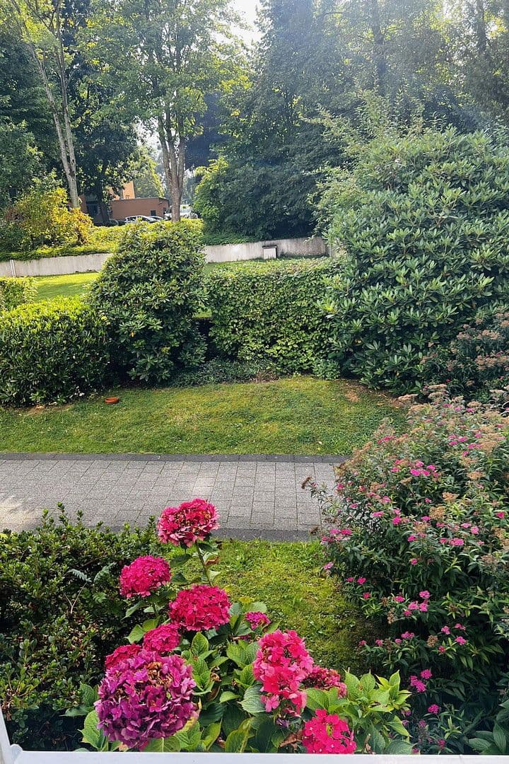 Prodej bytu 4+1 111 m², Moselstrasse , 9, Essen, Severní Porýní-Vestfálsko Prodej bytu 4+1 111 m², Moselstrasse , 9, Essen, Severní Porýní-Vestfálsko