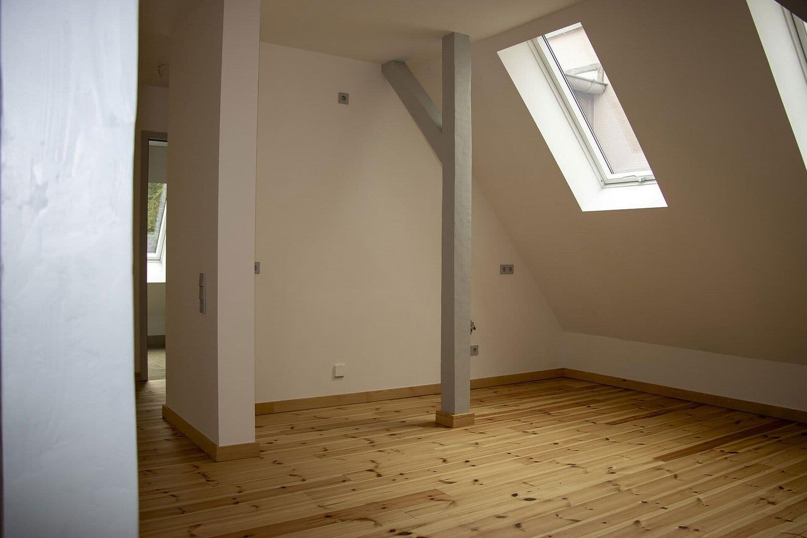 Pronájem bytu 3+1 87 m², Berliner Str. 27, Buckow, Braniborsko Pronájem bytu 3+1 87 m², Berliner Str. 27, Buckow, Braniborsko