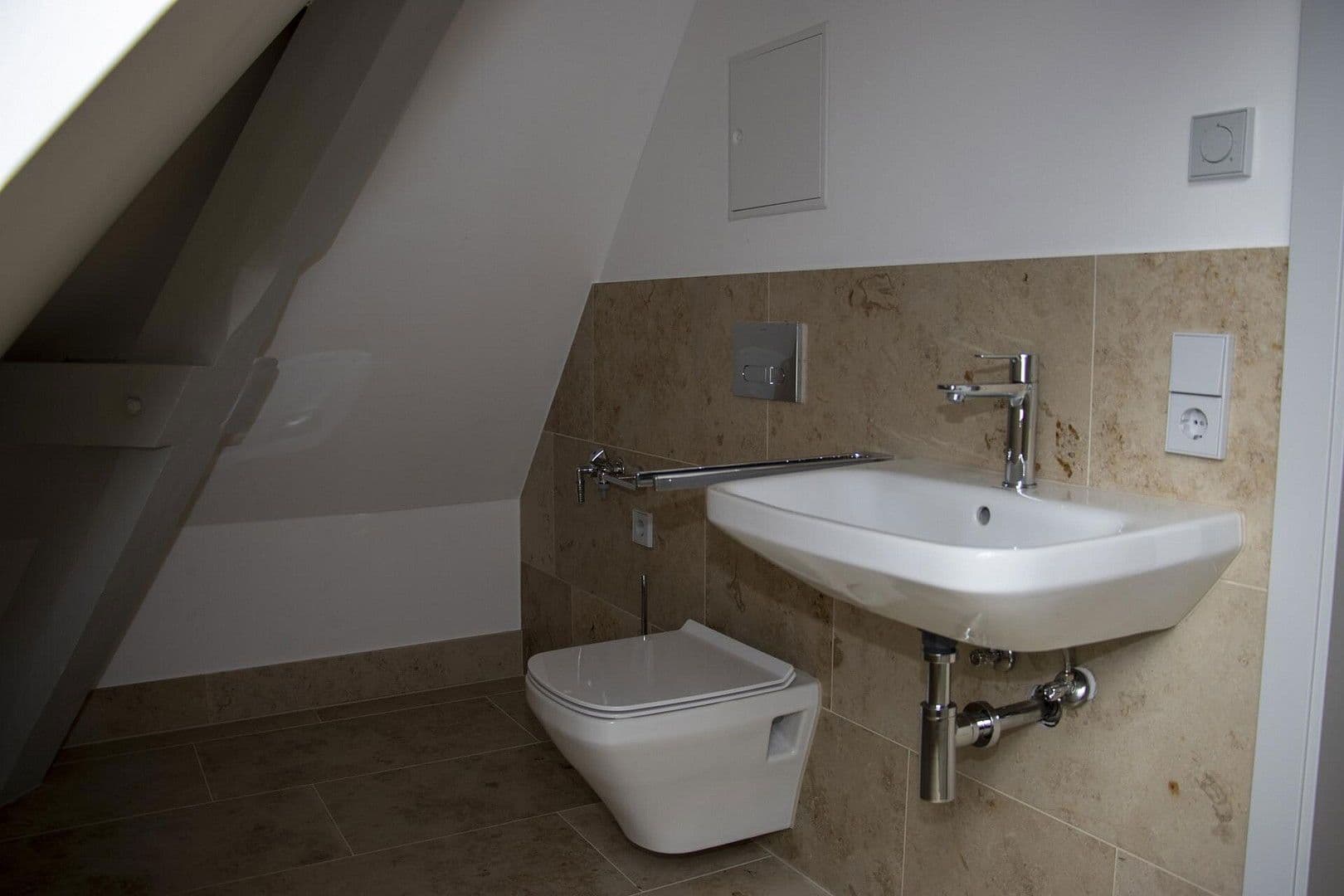 Pronájem bytu 3+1 87 m², Berliner Str. 27, Buckow, Braniborsko Pronájem bytu 3+1 87 m², Berliner Str. 27, Buckow, Braniborsko