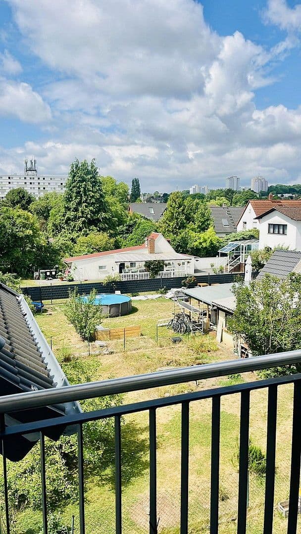 Pronájem bytu 3+1 110 m², Gwinnerstraße 35, Frankfurt am Main, Hessen Pronájem bytu 3+1 110 m², Gwinnerstraße 35, Frankfurt am Main, Hessen