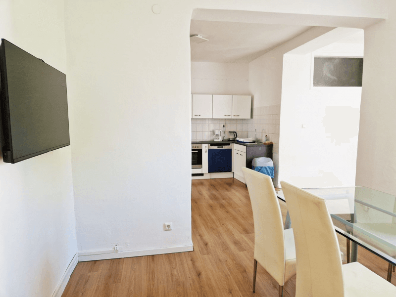 Prodej domu 342 m², pozemek 998 m², Leverkusen, Severní Porýní-Vestfálsko Prodej domu 342 m², pozemek 998 m², Leverkusen, Severní Porýní-Vestfálsko
