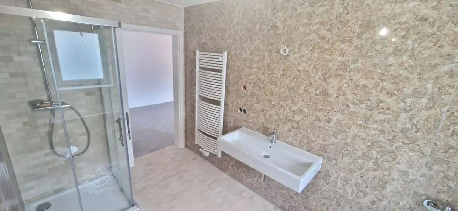 Prodej domu 152 m², pozemek 799 m², Windmüllerstr. 16a, Trhová, Sasko Prodej domu 152 m², pozemek 799 m², Windmüllerstr. 16a, Trhová, Sasko