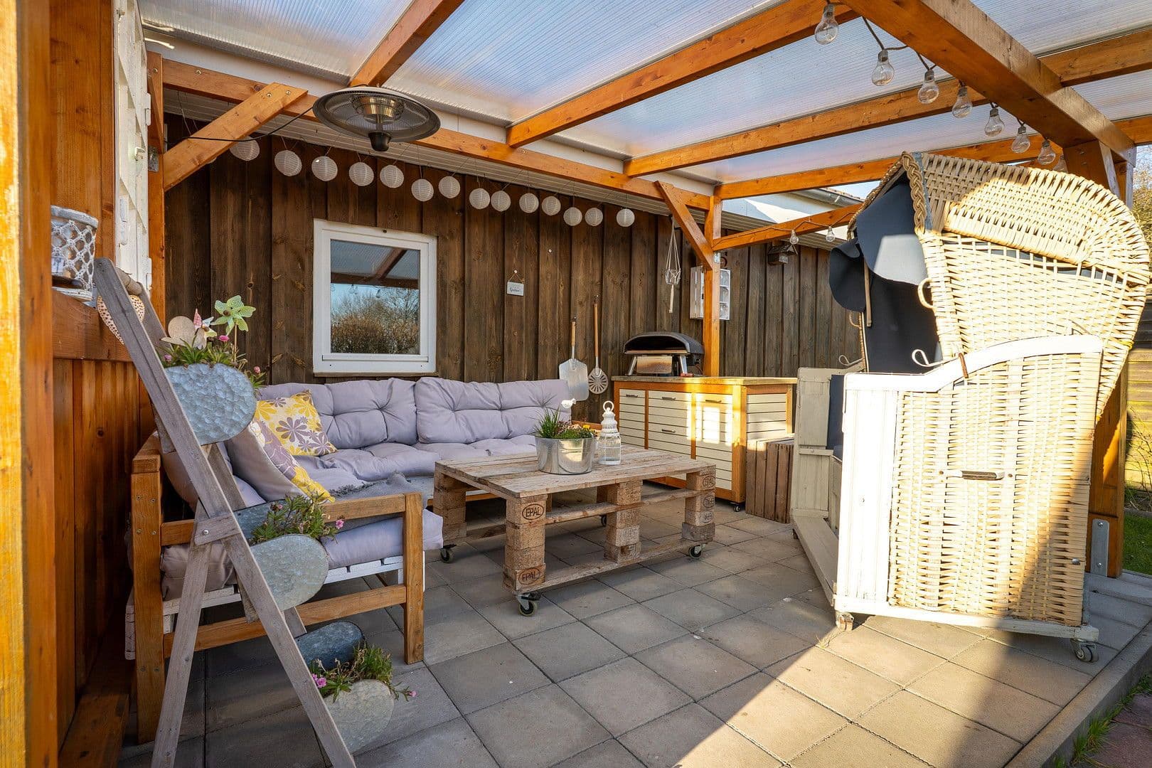 Prodej domu 161 m², pozemek 861 m², Neukirchen, Šlesvicko-Holštýnsko Prodej domu 161 m², pozemek 861 m², Neukirchen, Šlesvicko-Holštýnsko