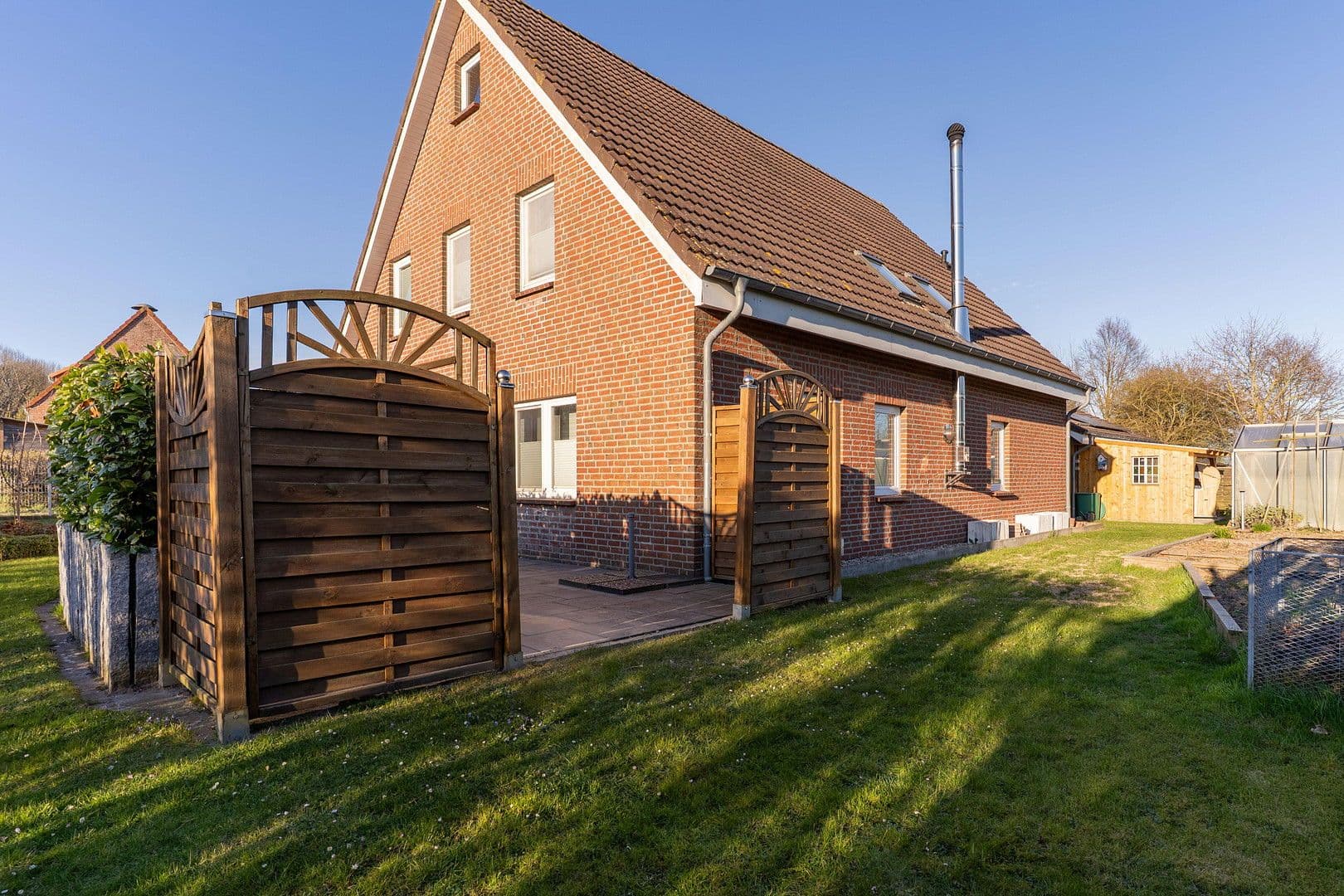 Prodej domu 161 m², pozemek 861 m², Neukirchen, Šlesvicko-Holštýnsko Prodej domu 161 m², pozemek 861 m², Neukirchen, Šlesvicko-Holštýnsko