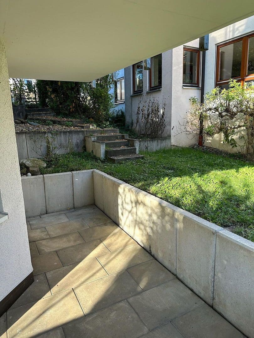 Pronájem bytu 1+kk 46 m², Köpferstraße 2, Stuttgart, Bádensko-Württembersko Pronájem bytu 1+kk 46 m², Köpferstraße 2, Stuttgart, Bádensko-Württembersko