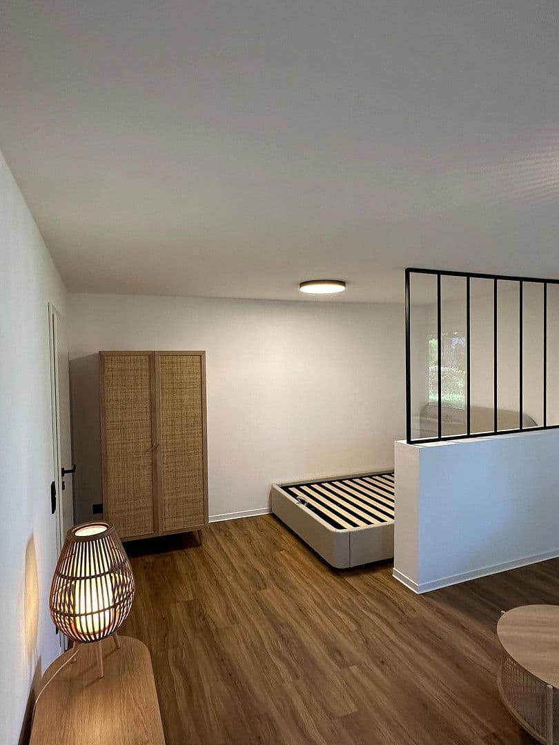 Pronájem bytu 1+kk 46 m², Köpferstraße 2, Stuttgart, Bádensko-Württembersko Pronájem bytu 1+kk 46 m², Köpferstraße 2, Stuttgart, Bádensko-Württembersko