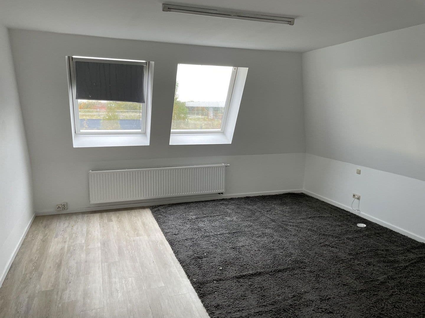 Pronájem bytu 4+kk 168 m², Max-Planck-Straße 17, Unterschleißheim, Bavorsko Pronájem bytu 4+kk 168 m², Max-Planck-Straße 17, Unterschleißheim, Bavorsko