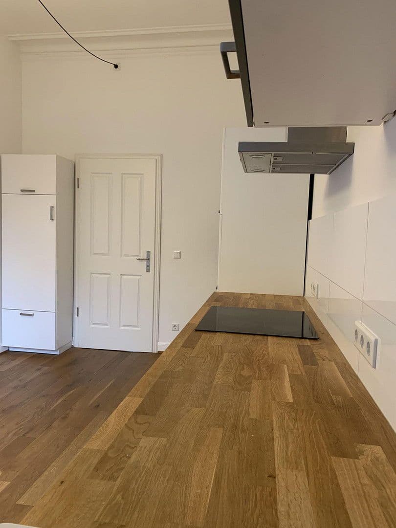 Pronájem bytu 4+1 112 m², Trimbornstrasse 11, Köln, Severní Porýní-Vestfálsko Pronájem bytu 4+1 112 m², Trimbornstrasse 11, Köln, Severní Porýní-Vestfálsko