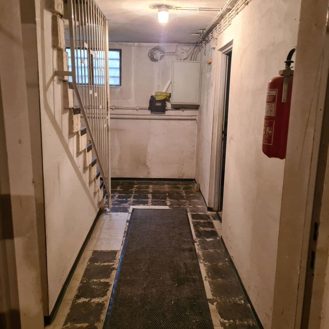 Prodej domu 90 m², pozemek 197 m², Hauffstraße 48/1, Pfullingen, Bádensko-Württembersko Prodej domu 90 m², pozemek 197 m², Hauffstraße 48/1, Pfullingen, Bádensko-Württembersko