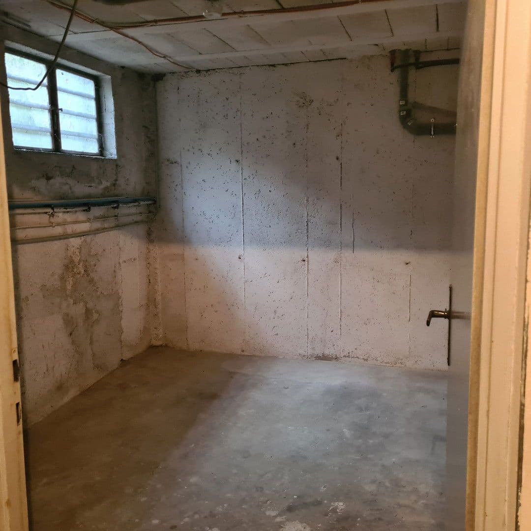 Prodej domu 90 m², pozemek 197 m², Hauffstraße 48/1, Pfullingen, Bádensko-Württembersko Prodej domu 90 m², pozemek 197 m², Hauffstraße 48/1, Pfullingen, Bádensko-Württembersko