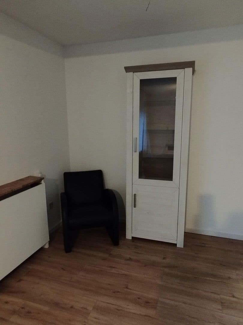 Pronájem bytu 2+1 63 m², Maarweg 40, Weilerswist, Severní Porýní-Vestfálsko Pronájem bytu 2+1 63 m², Maarweg 40, Weilerswist, Severní Porýní-Vestfálsko