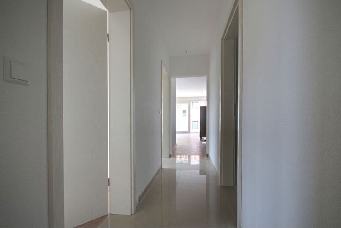 Pronájem bytu 4+1 90 m², Heilbronn / Biberach, Bádensko-Württembersko Pronájem bytu 4+1 90 m², Heilbronn / Biberach, Bádensko-Württembersko