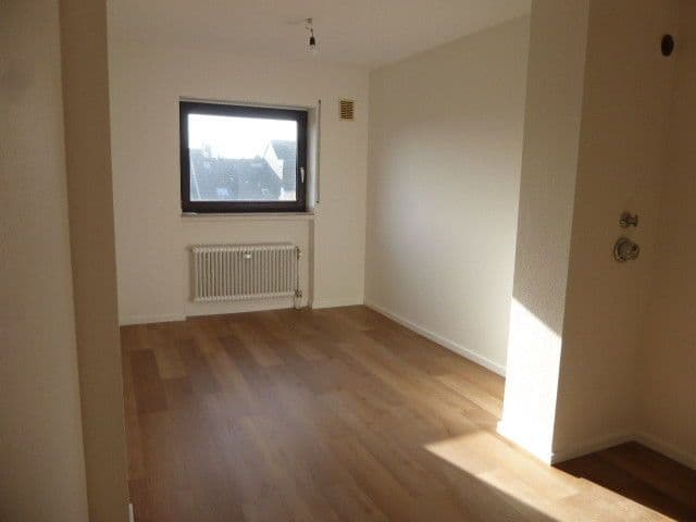 Pronájem bytu 4+1 100 m², Blumenstr. 28, Mönchengladbach, Severní Porýní-Vestfálsko Pronájem bytu 4+1 100 m², Blumenstr. 28, Mönchengladbach, Severní Porýní-Vestfálsko