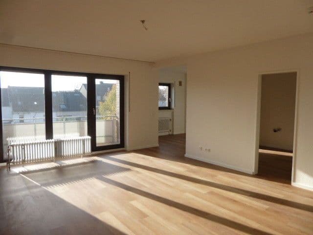 Pronájem bytu 4+1 100 m², Blumenstr. 28, Mönchengladbach, Severní Porýní-Vestfálsko Pronájem bytu 4+1 100 m², Blumenstr. 28, Mönchengladbach, Severní Porýní-Vestfálsko