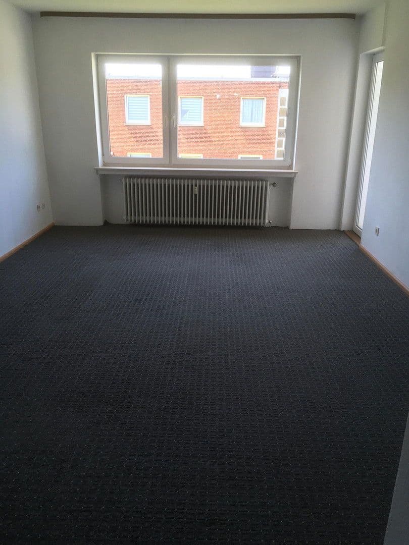 Pronájem bytu 3+1 70 m², Stedinger Str. 245, Delmenhorst, Dolní Sasko Pronájem bytu 3+1 70 m², Stedinger Str. 245, Delmenhorst, Dolní Sasko