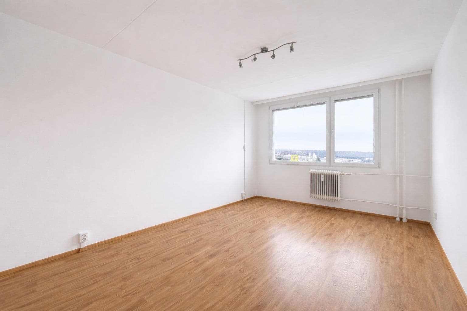 Pronájem bytu 2+kk 39 m², Švédská, Kladno, Středočeský kraj Pronájem bytu 2+kk 39 m², Švédská, Kladno, Středočeský kraj