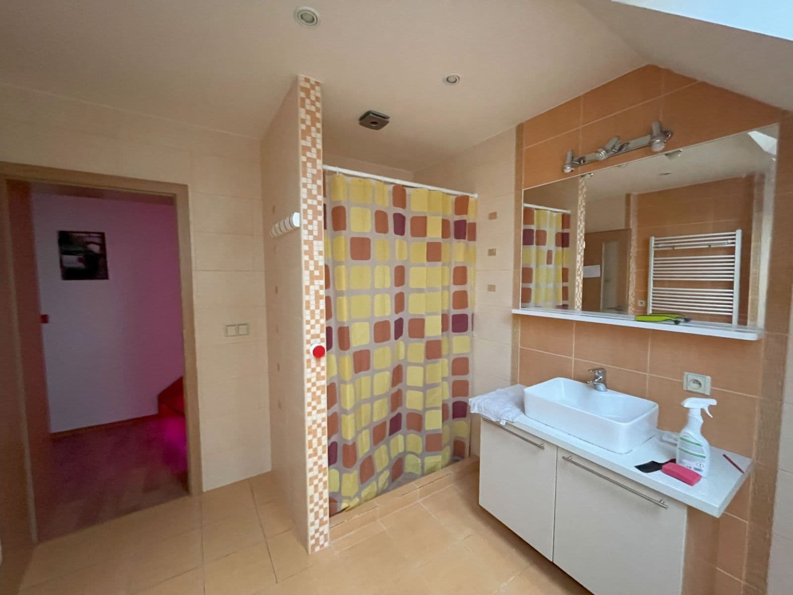 Pronájem bytu 5+kk 120 m², Neveklov, Středočeský kraj Pronájem bytu 5+kk 120 m², Neveklov, Středočeský kraj