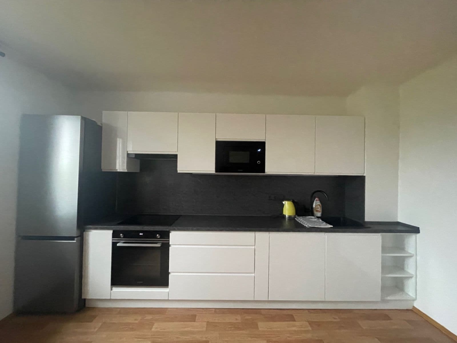 Pronájem bytu 5+kk 120 m², Neveklov, Středočeský kraj Pronájem bytu 5+kk 120 m², Neveklov, Středočeský kraj