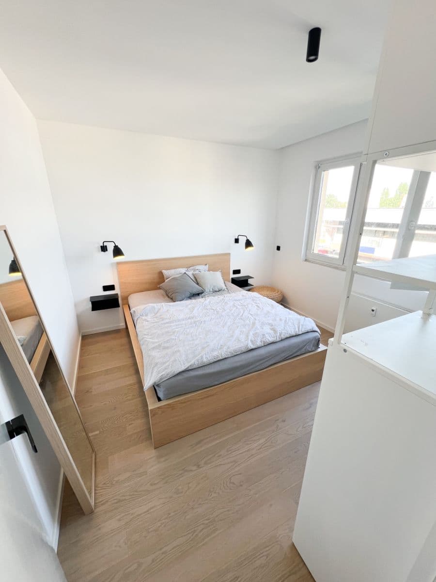 Pronájem bytu 3+kk 55 m², Angolská, Praha, Praha Pronájem bytu 3+kk 55 m², Angolská, Praha, Praha