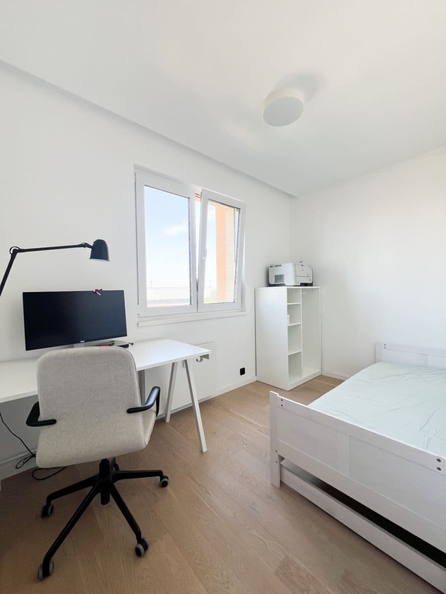 Pronájem bytu 3+kk 55 m², Angolská, Praha, Praha Pronájem bytu 3+kk 55 m², Angolská, Praha, Praha