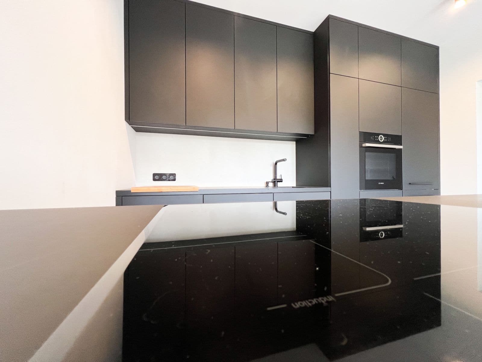 Pronájem bytu 3+kk 55 m², Angolská, Praha, Praha Pronájem bytu 3+kk 55 m², Angolská, Praha, Praha
