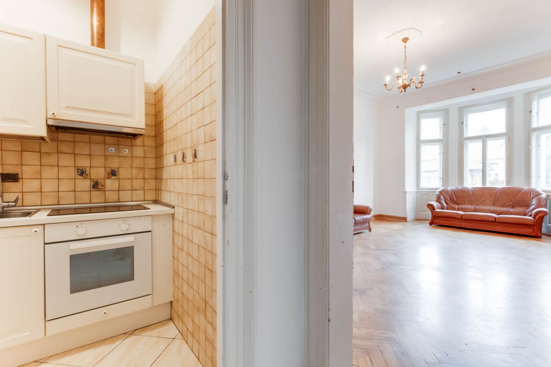 Pronájem bytu 3+1 83 m², Ruská, Praha, Praha Pronájem bytu 3+1 83 m², Ruská, Praha, Praha