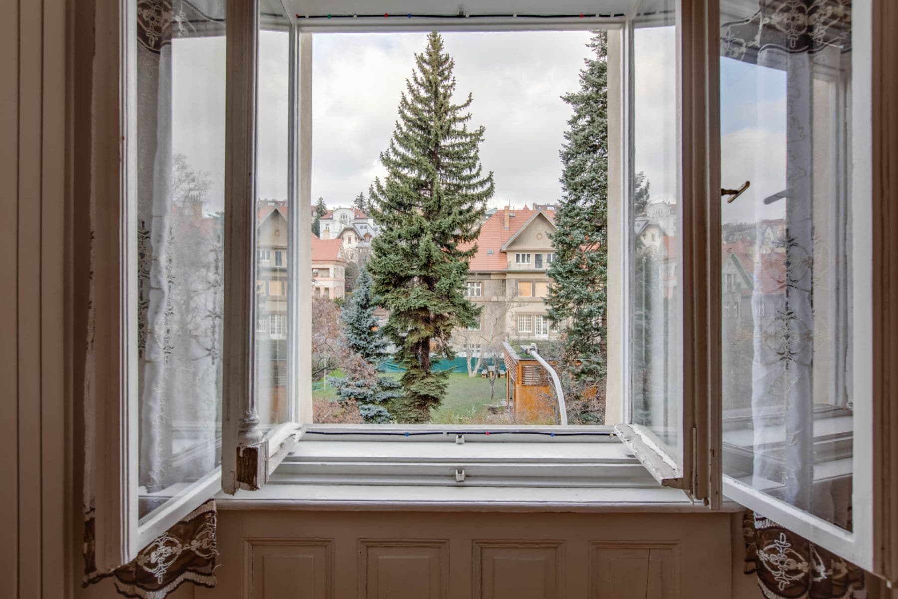 Pronájem bytu 3+1 83 m², Ruská, Praha, Praha Pronájem bytu 3+1 83 m², Ruská, Praha, Praha