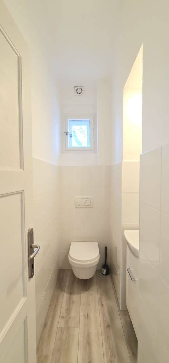 Pronájem bytu 1+1 39 m², Zakouřilova, Praha, Praha Pronájem bytu 1+1 39 m², Zakouřilova, Praha, Praha