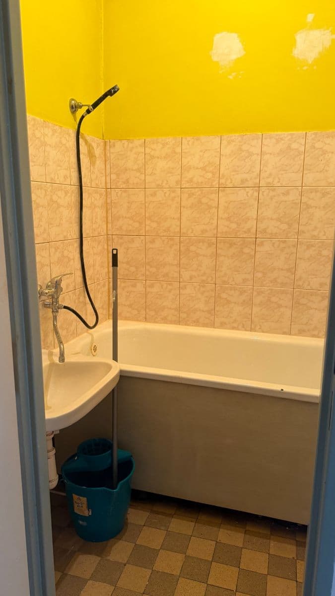 Prodej bytu 2+1 55 m², Jungmannova, Cheb, Karlovarský kraj Prodej bytu 2+1 55 m², Jungmannova, Cheb, Karlovarský kraj