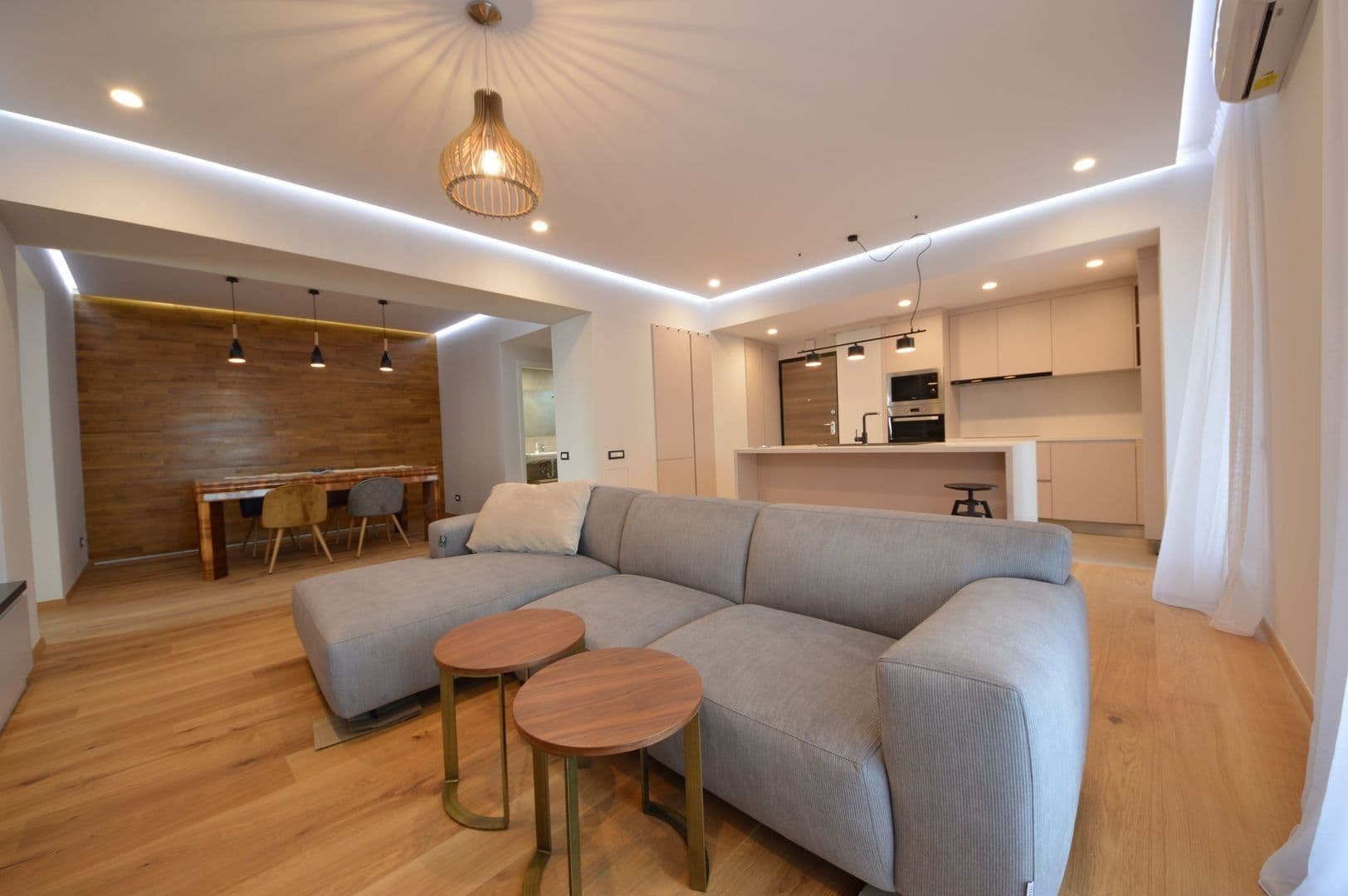 Pronájem bytu 2+1 75 m², Generála Píky, Praha, Praha Pronájem bytu 2+1 75 m², Generála Píky, Praha, Praha