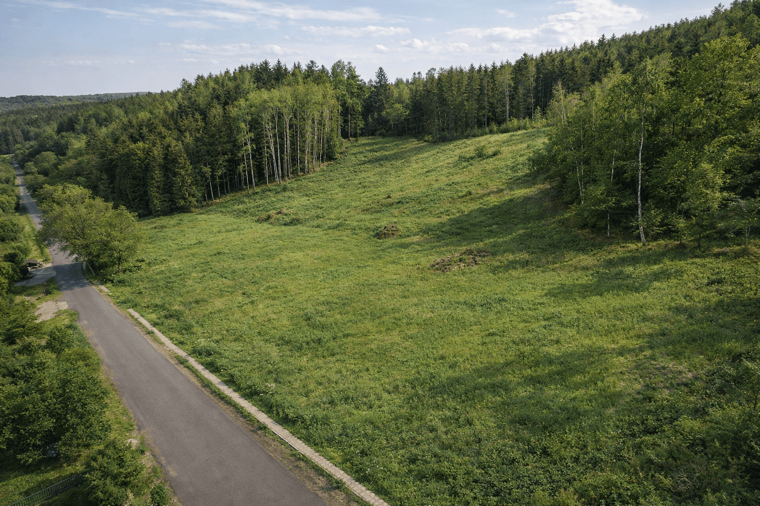 Prodej pozemku 2.493 m², Ratiboř, Zlínský kraj Prodej pozemku 2.493 m², Ratiboř, Zlínský kraj