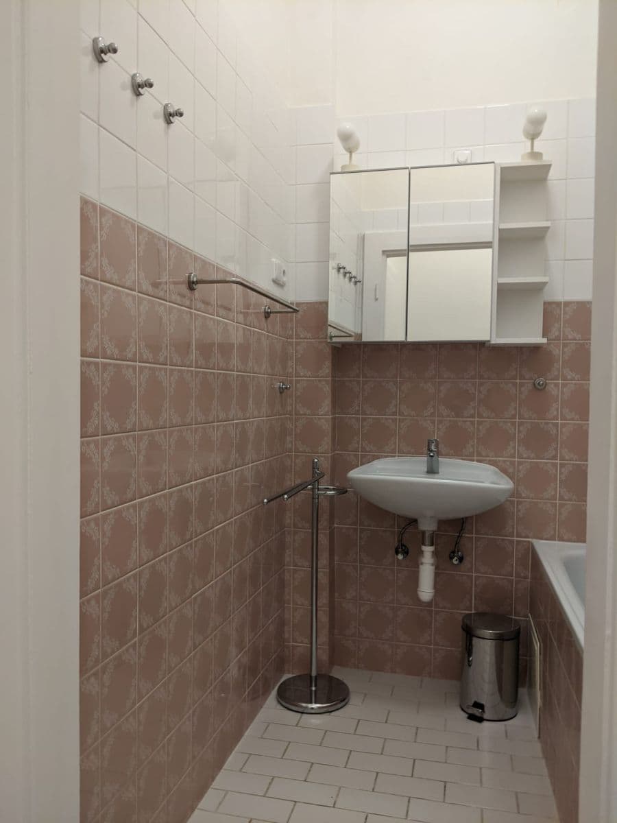 Pronájem bytu 2+kk 62 m², Josefa Čapka, Kladno, Středočeský kraj Pronájem bytu 2+kk 62 m², Josefa Čapka, Kladno, Středočeský kraj