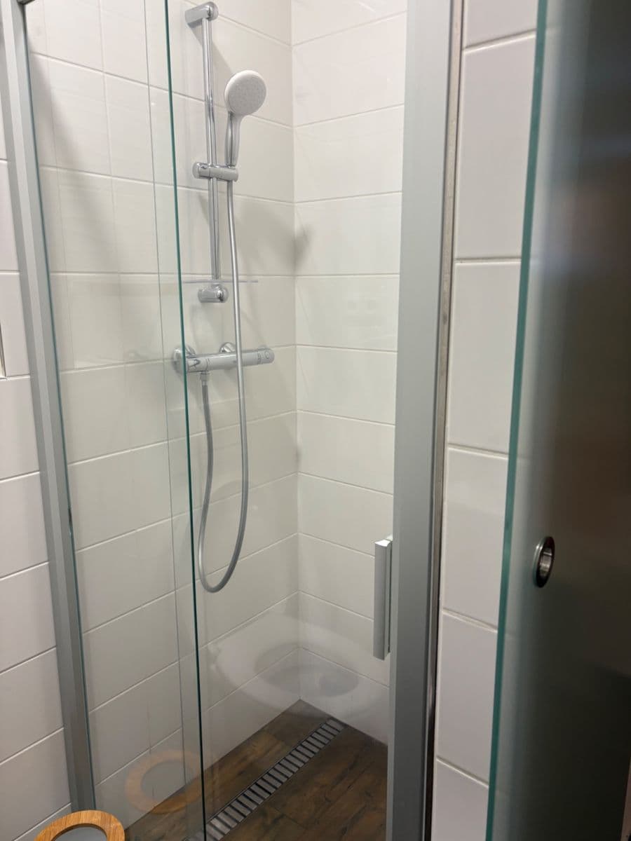 Pronájem bytu 1+kk 20 m², V Úvalu, Praha, Praha Pronájem bytu 1+kk 20 m², V Úvalu, Praha, Praha