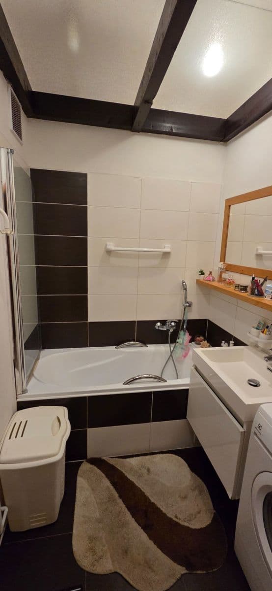 Prodej bytu 3+1 100 m², Dětská, Praha, Praha Prodej bytu 3+1 100 m², Dětská, Praha, Praha