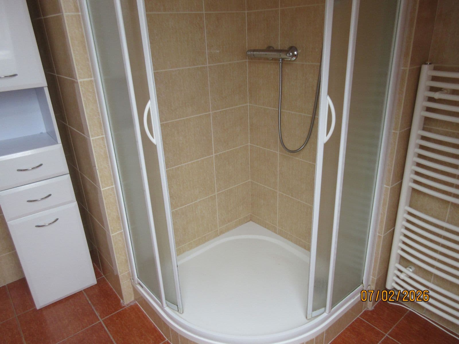 Pronájem bytu 1+1 62 m², Pod Děvínem, Praha, Praha Pronájem bytu 1+1 62 m², Pod Děvínem, Praha, Praha