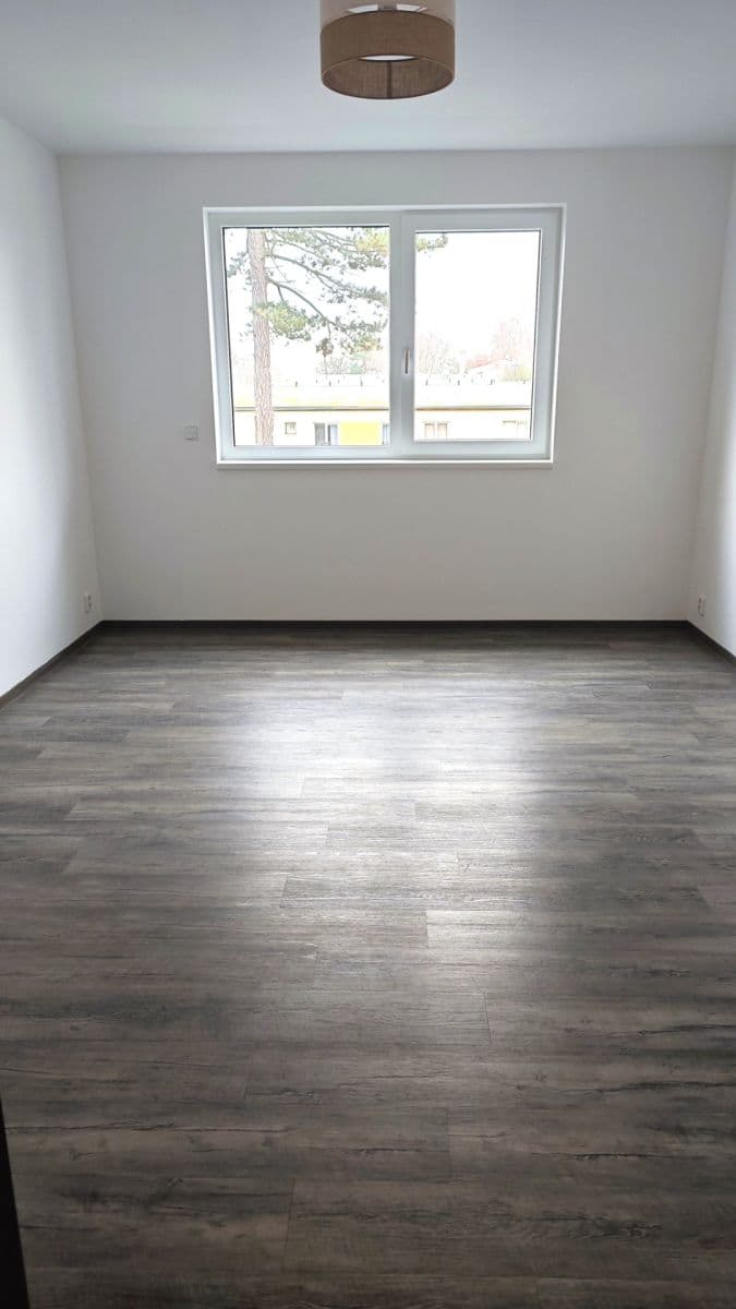 Pronájem bytu 3+kk 86 m², Jezdecká, Dobřany, Plzeňský kraj Pronájem bytu 3+kk 86 m², Jezdecká, Dobřany, Plzeňský kraj