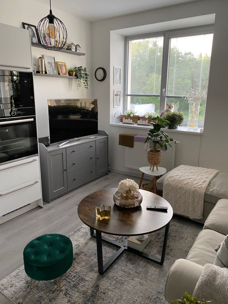 Prodej bytu 3+kk 63 m², Višňová, Milovice, Středočeský kraj Prodej bytu 3+kk 63 m², Višňová, Milovice, Středočeský kraj