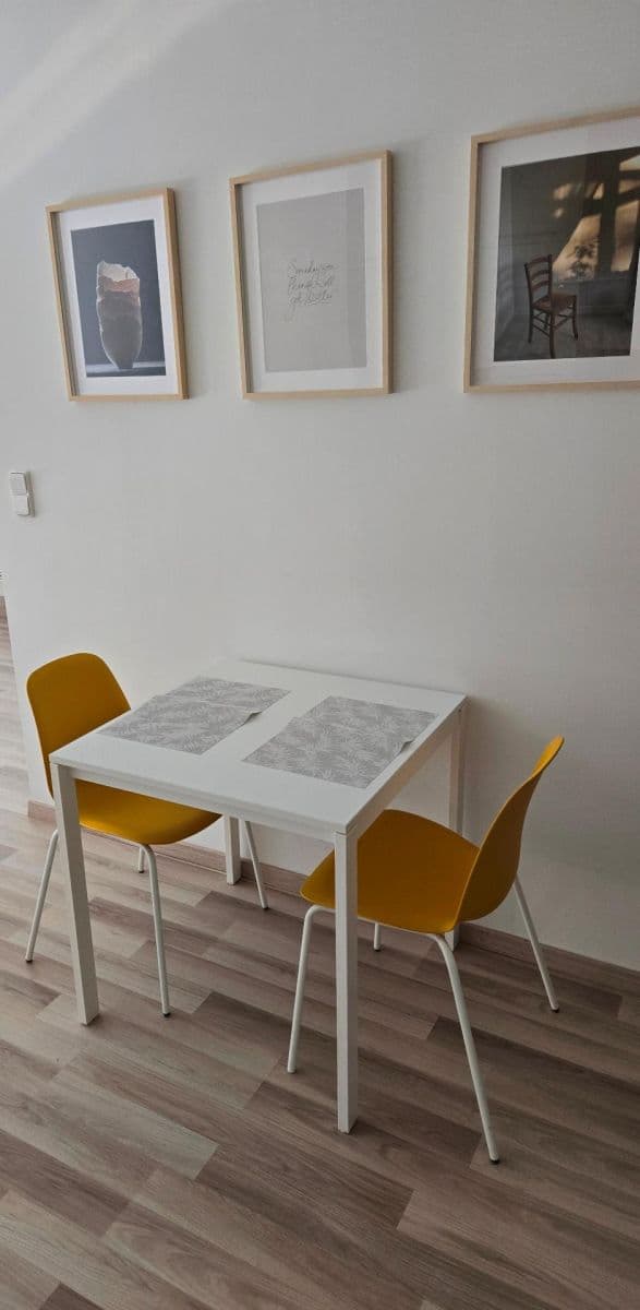 Pronájem bytu 2+kk 43 m², Honzíkova, Praha, Praha Pronájem bytu 2+kk 43 m², Honzíkova, Praha, Praha