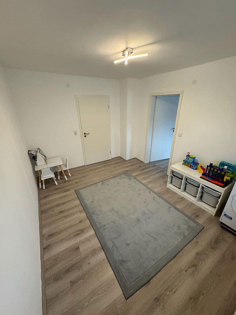 Prodej domu 100 m², pozemek 119 m², Hockenheim, Bádensko-Württembersko Prodej domu 100 m², pozemek 119 m², Hockenheim, Bádensko-Württembersko