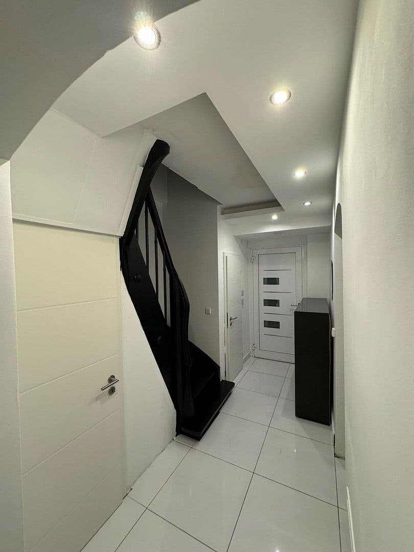 Prodej domu 100 m², pozemek 119 m², Hockenheim, Bádensko-Württembersko Prodej domu 100 m², pozemek 119 m², Hockenheim, Bádensko-Württembersko