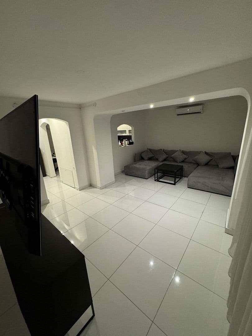 Prodej domu 100 m², pozemek 119 m², Hockenheim, Bádensko-Württembersko Prodej domu 100 m², pozemek 119 m², Hockenheim, Bádensko-Württembersko