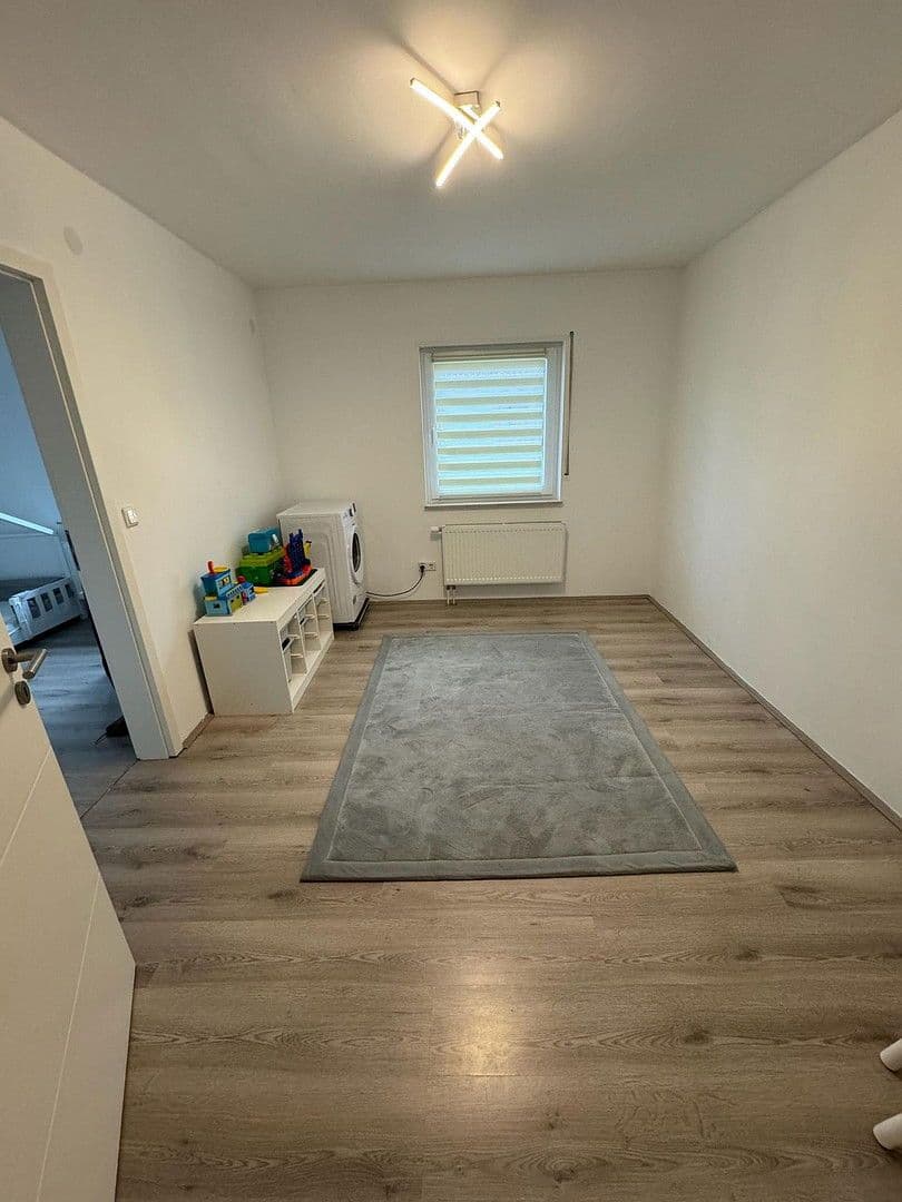 Prodej domu 100 m², pozemek 119 m², Hockenheim, Bádensko-Württembersko Prodej domu 100 m², pozemek 119 m², Hockenheim, Bádensko-Württembersko