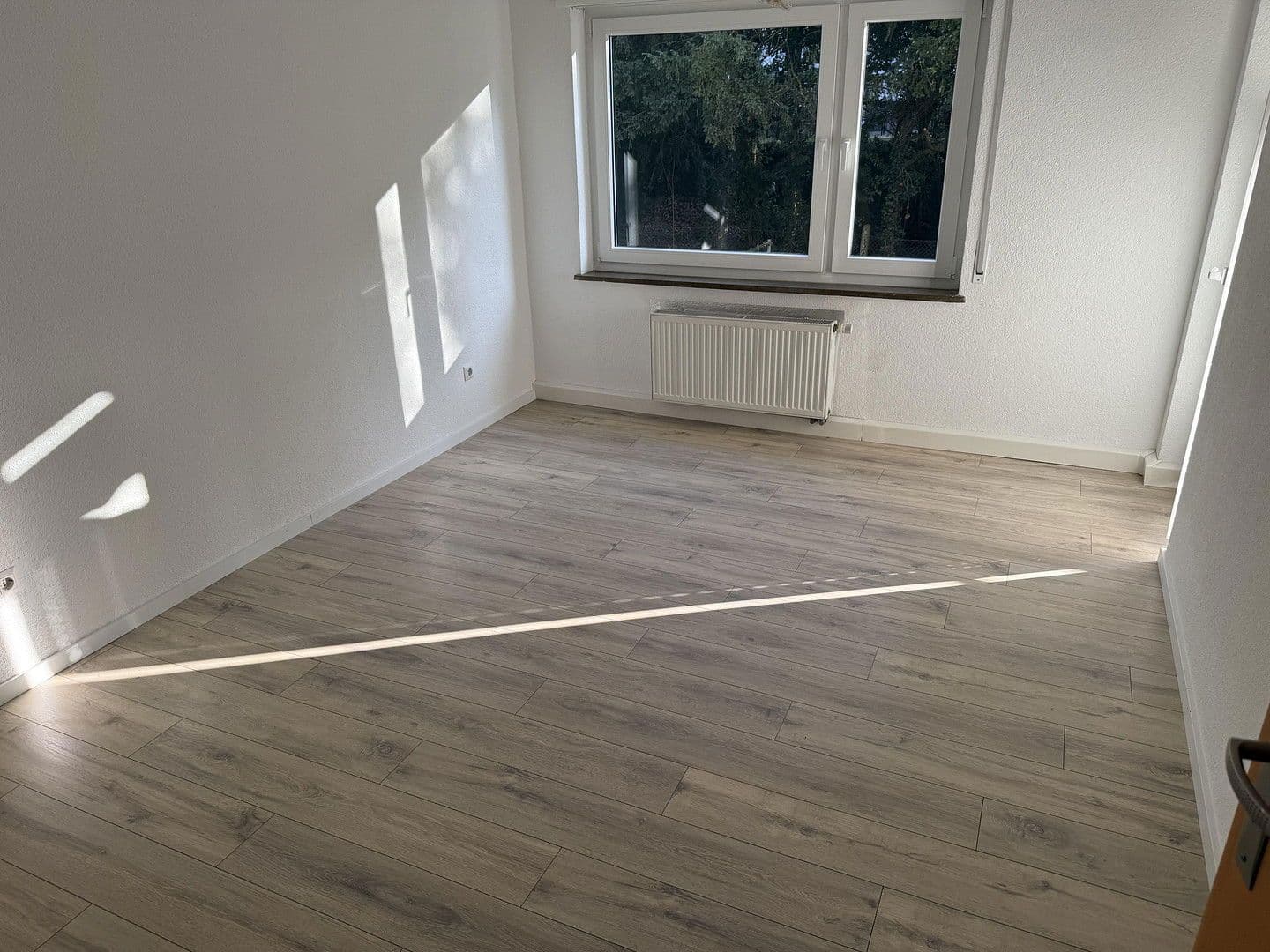 Pronájem bytu 3+1 76 m², Stuttgart, Bádensko-Württembersko Pronájem bytu 3+1 76 m², Stuttgart, Bádensko-Württembersko