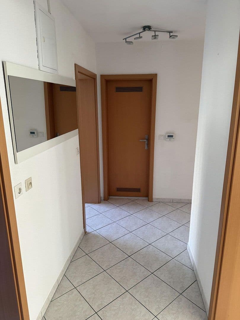 Pronájem bytu 3+1 76 m², Stuttgart, Bádensko-Württembersko Pronájem bytu 3+1 76 m², Stuttgart, Bádensko-Württembersko