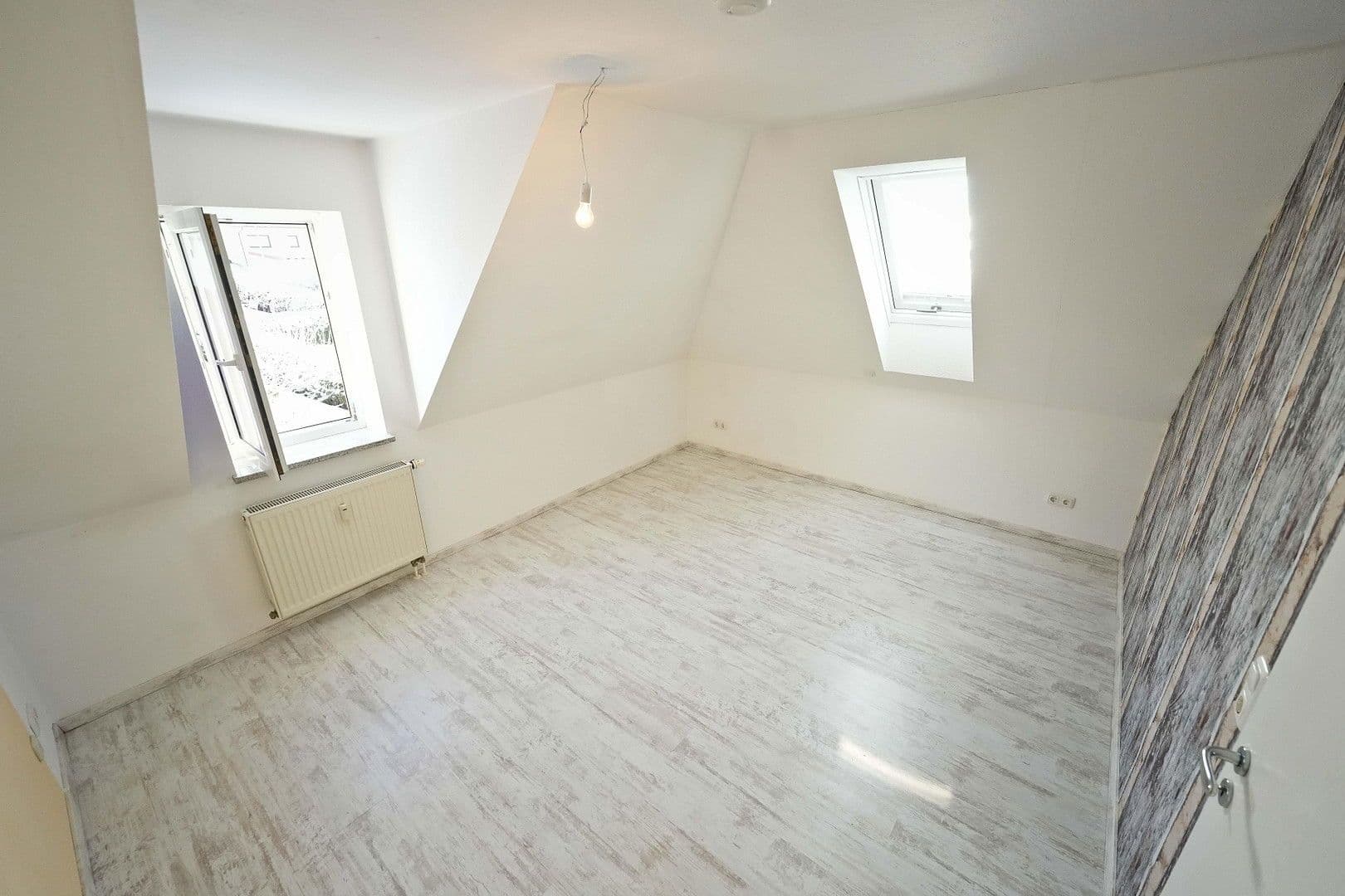 Pronájem bytu 3+1 92 m², Schachtgasse 24, Kupferberg, Bavorsko Pronájem bytu 3+1 92 m², Schachtgasse 24, Kupferberg, Bavorsko