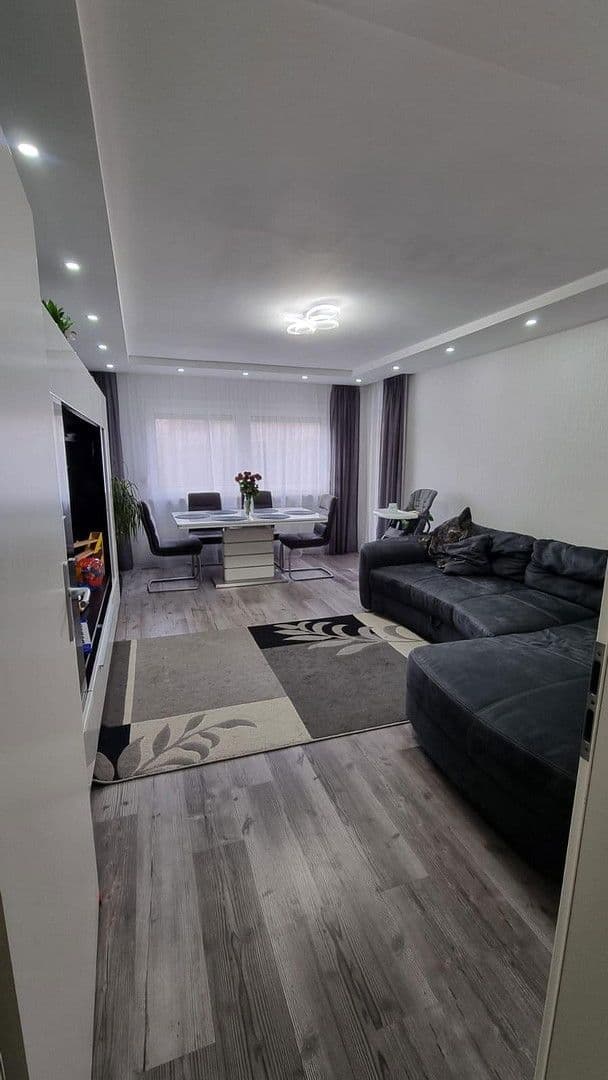 Prodej bytu 3+1 81 m², Offenburg, Bádensko-Württembersko Prodej bytu 3+1 81 m², Offenburg, Bádensko-Württembersko